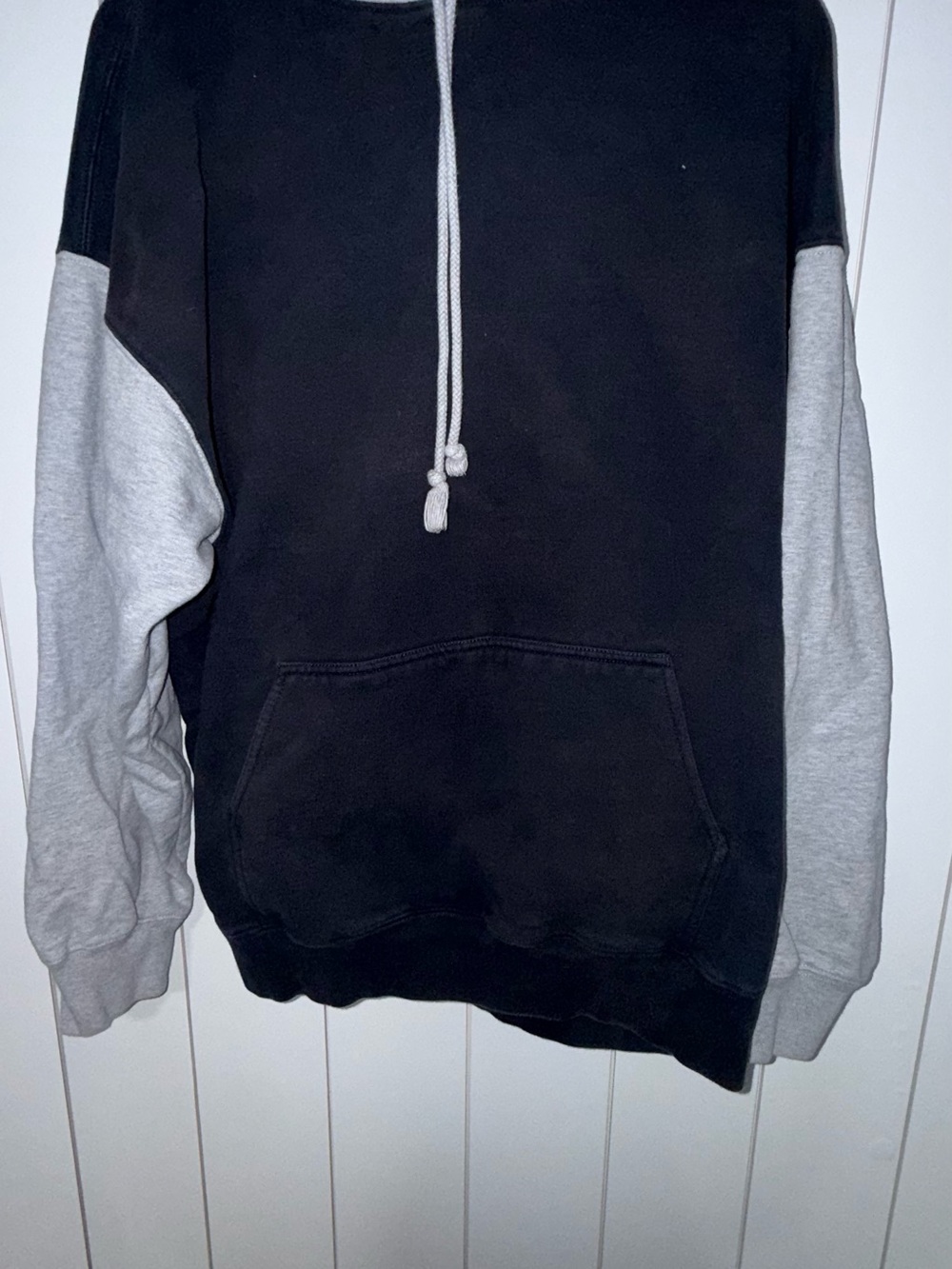 Brandy Melville Two-Tone Black Body Gray Sleeve Hoodie